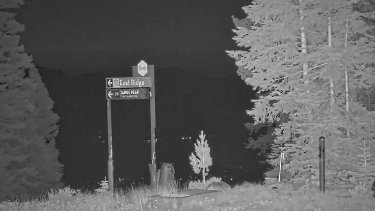 Webcam Northstar California: Mount Pluto Summit