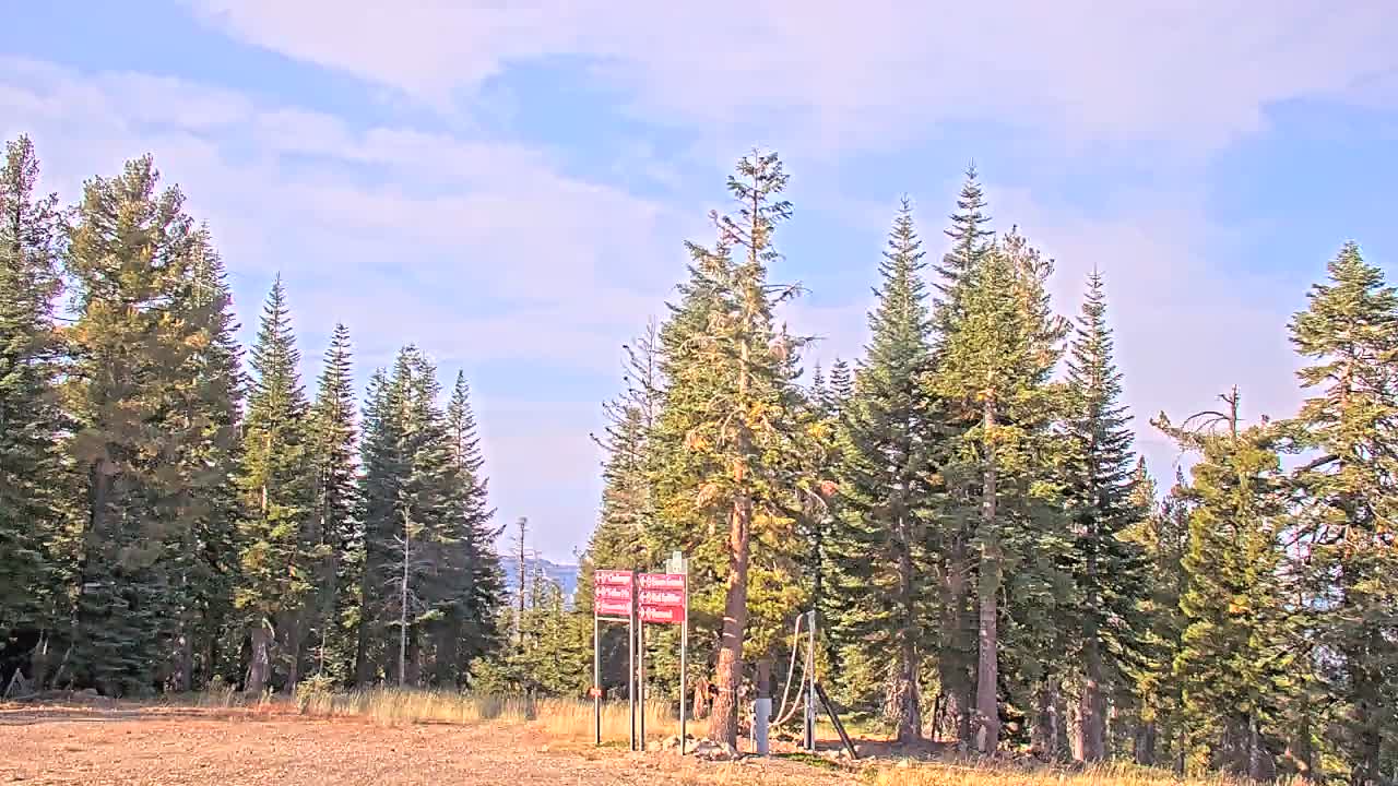 Webcam Northstar California: Mount Pluto Summit