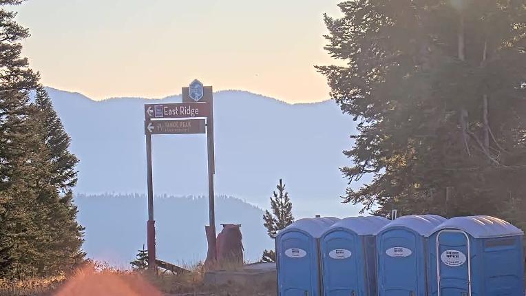 Webcam Northstar California: Mount Pluto Summit
