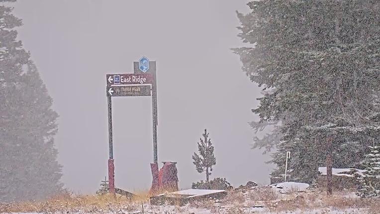 Webcam Northstar California: Mount Pluto Summit