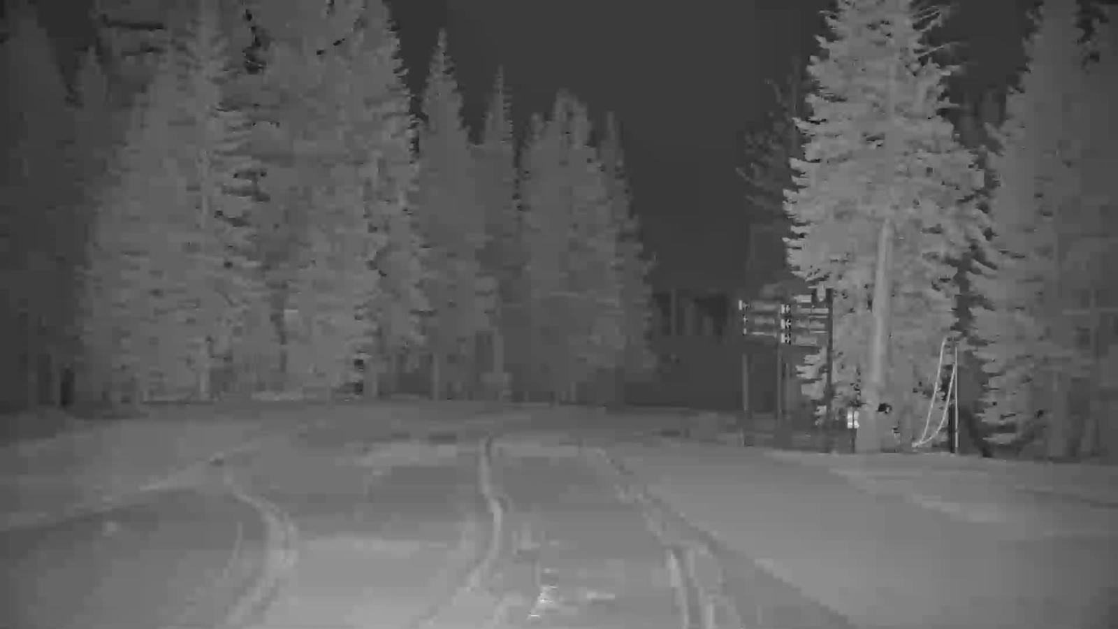 Webcam Northstar California: Mount Pluto Summit