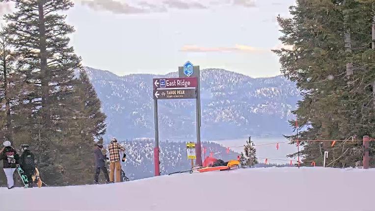 Webcam Northstar California: Mount Pluto Summit