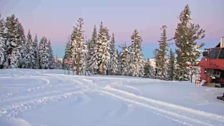 Webcam Northstar California: Mount Pluto Summit