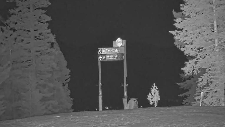 Webcam Northstar California: Mount Pluto Summit