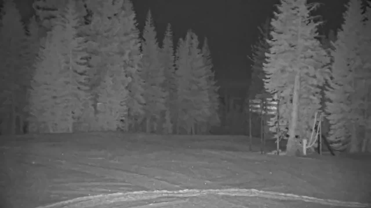 Webcam Northstar California: Mount Pluto Summit