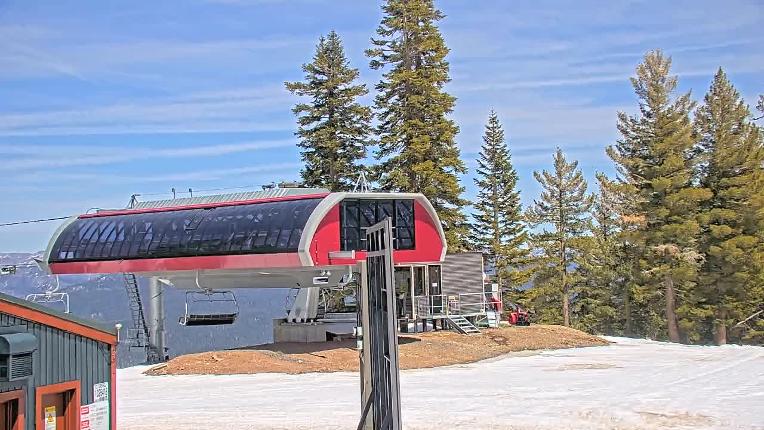 Webcam Northstar California: Mount Pluto Summit