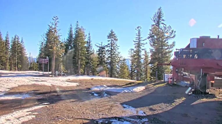 Webcam Northstar California: Mount Pluto Summit