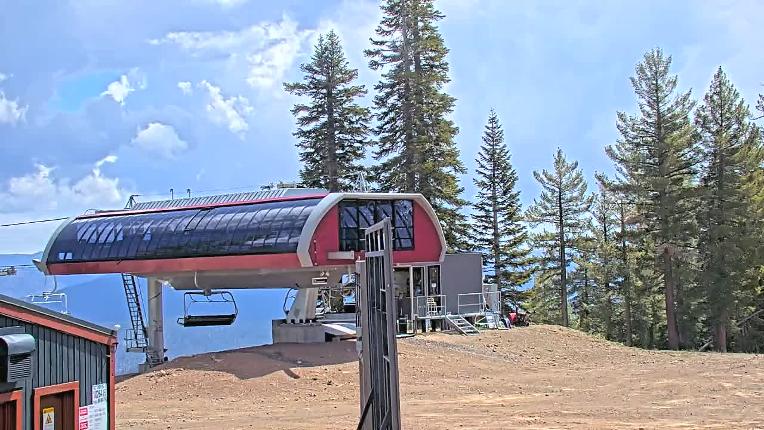 Webcam Northstar California: Mount Pluto Summit