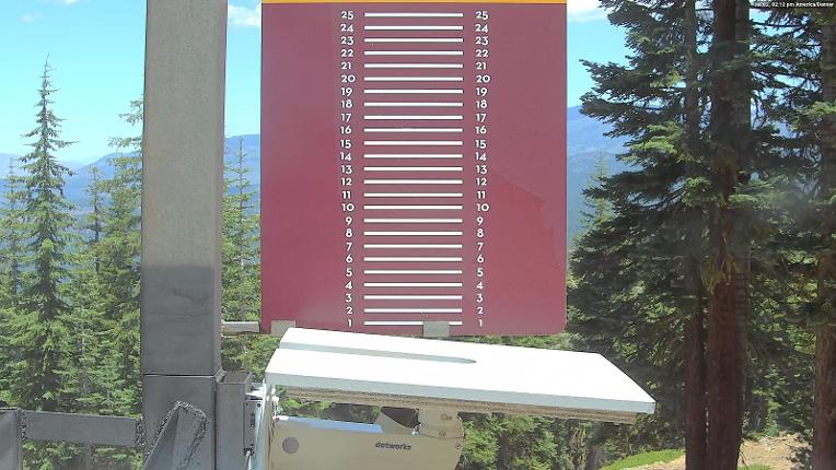 Webcam Northstar California: Snow Stake