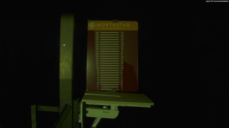 Webcam Northstar California: Snow Stake