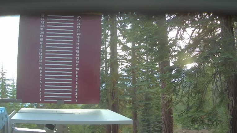 Webcam Northstar California: Snow Stake
