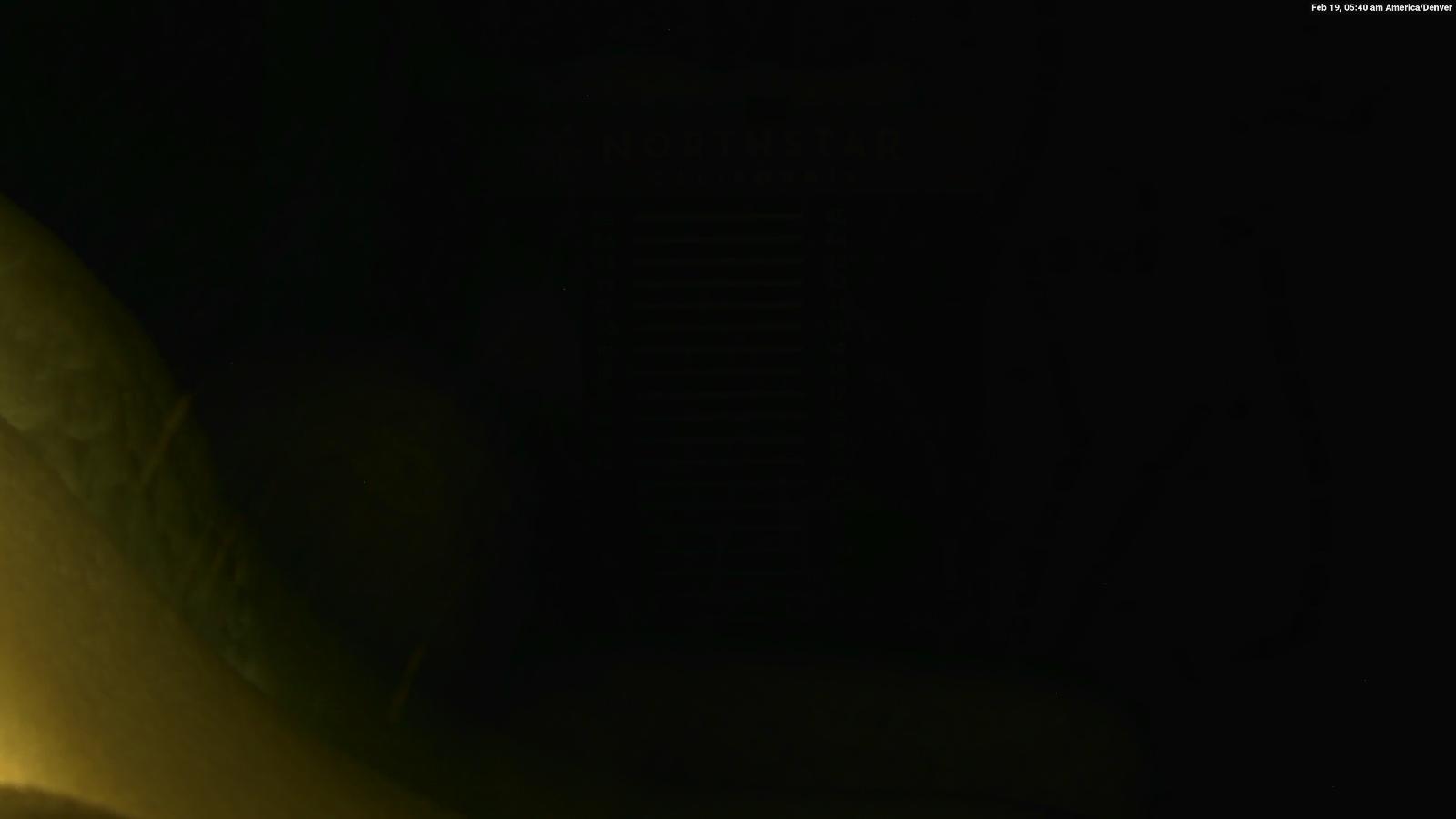 Webcam Northstar California: Snow Stake