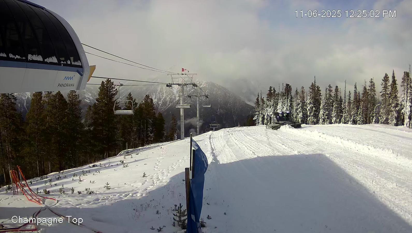 Webcam Panorama: Champagne Express