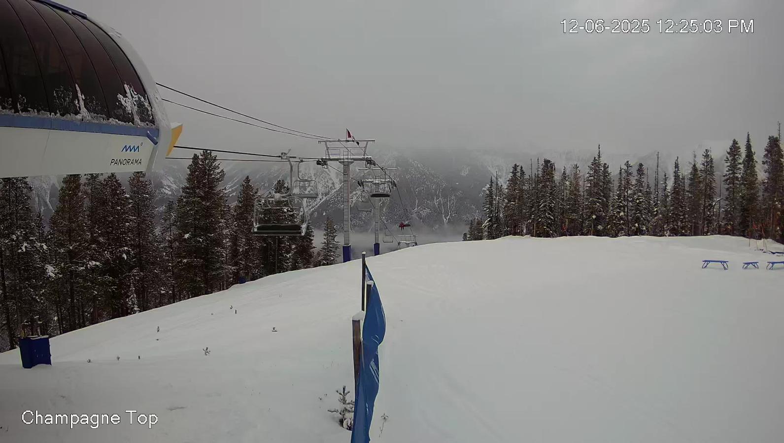 Webcam Panorama: Champagne Express