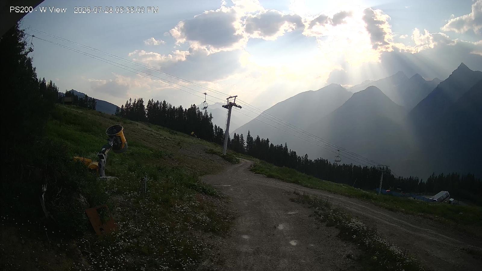 Webcam Panorama: Mile 1 Express