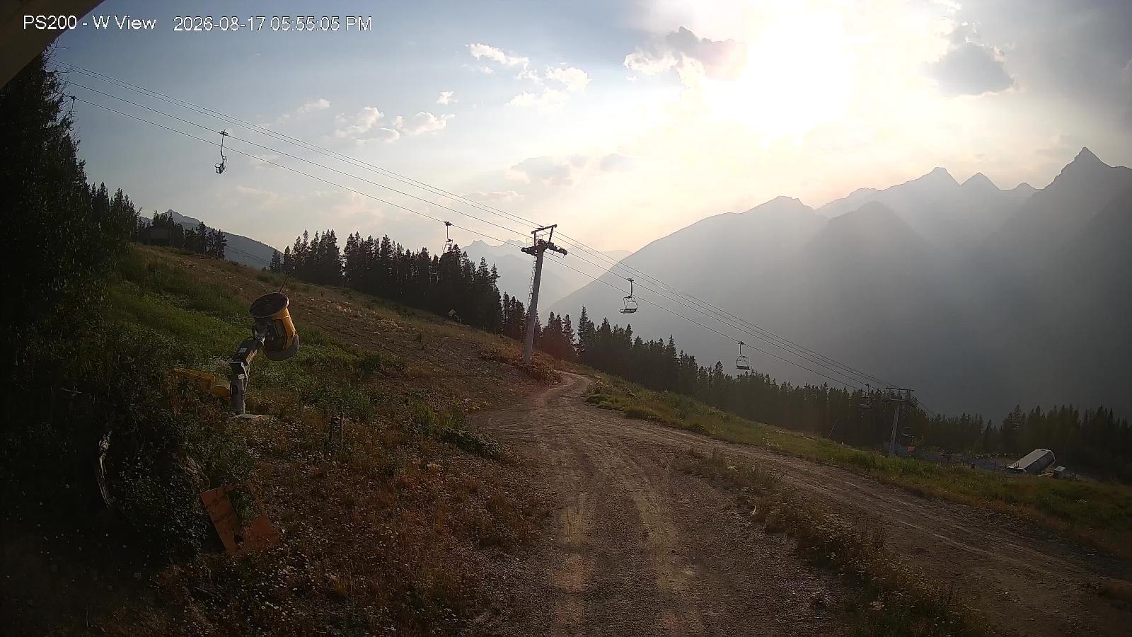 Webcam Panorama: Mile 1 Express