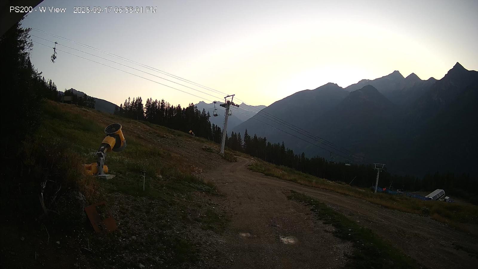 Webcam Panorama: Mile 1 Express