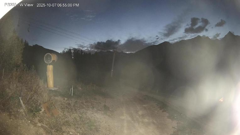 Webcam Panorama: Mile 1 Express