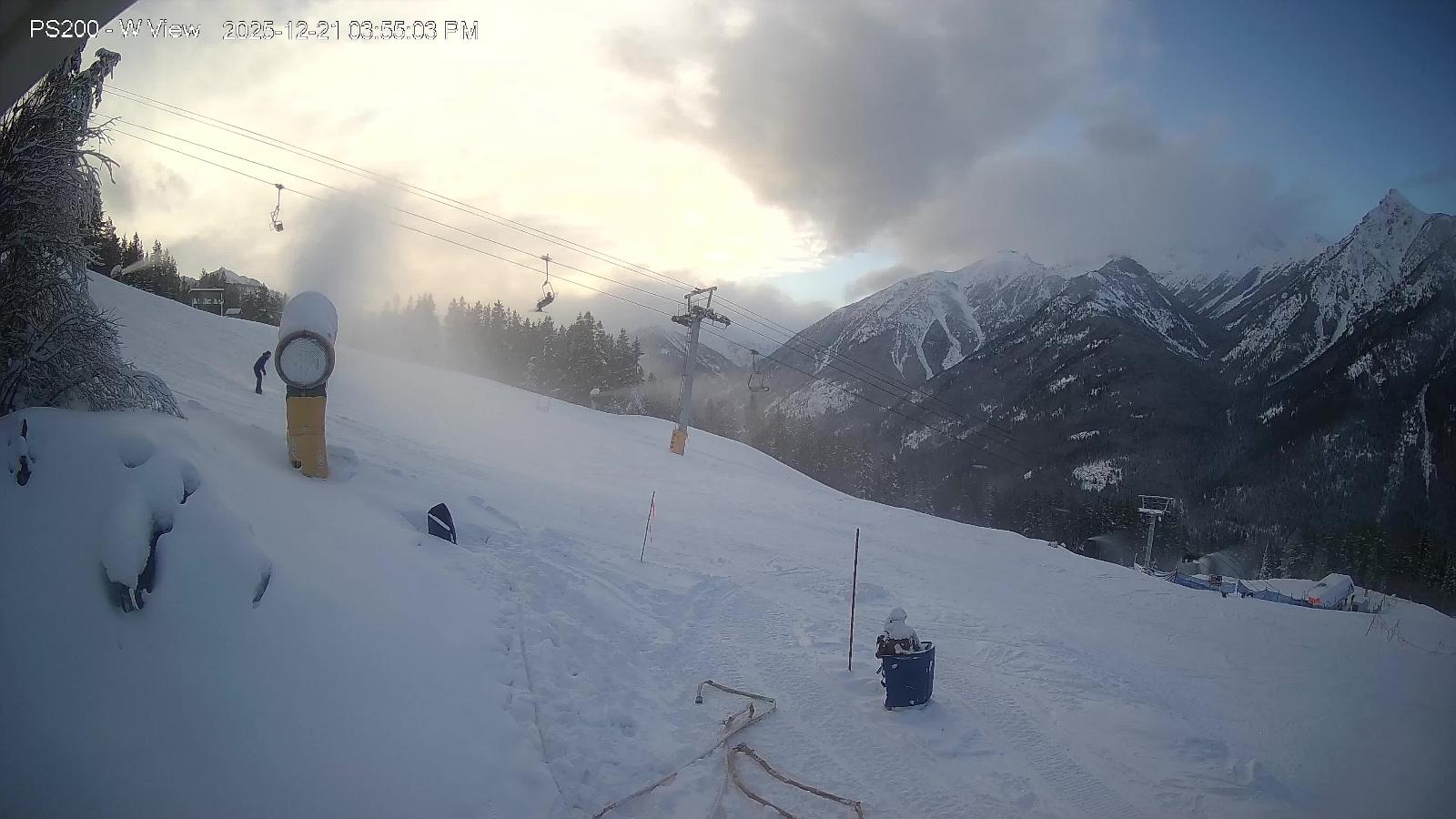 Webcam Panorama: Mile 1 Express