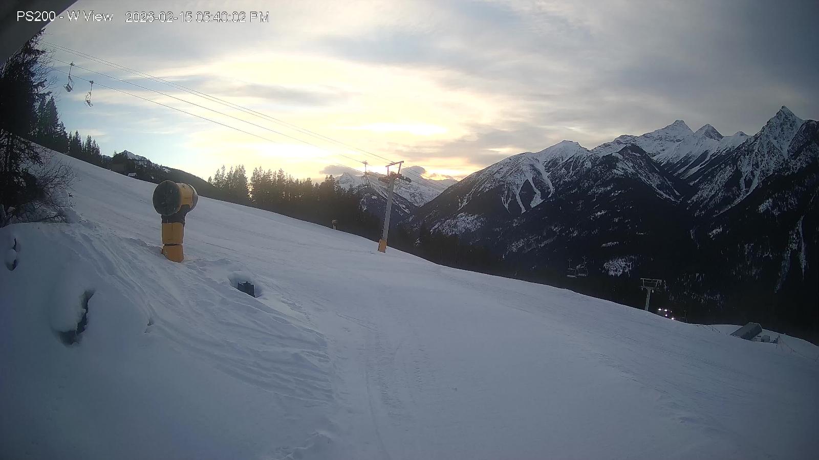 Webcam Panorama: Mile 1 Express