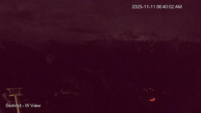 Webcam Panorama: Summit West