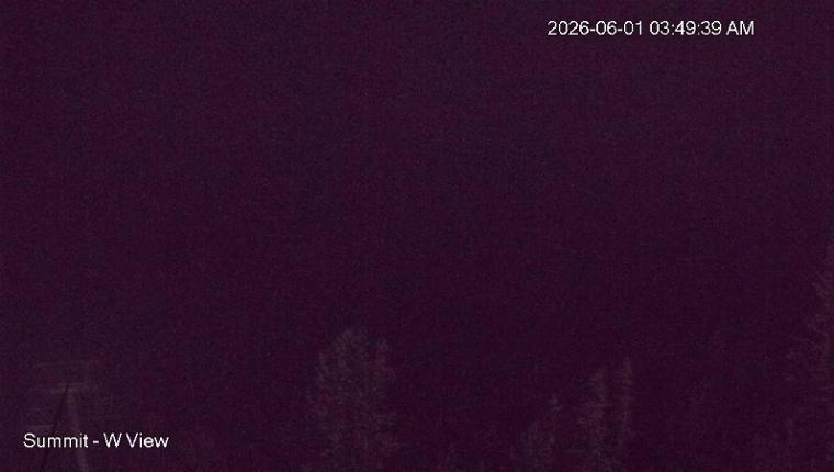 Webcam Panorama: Summit West