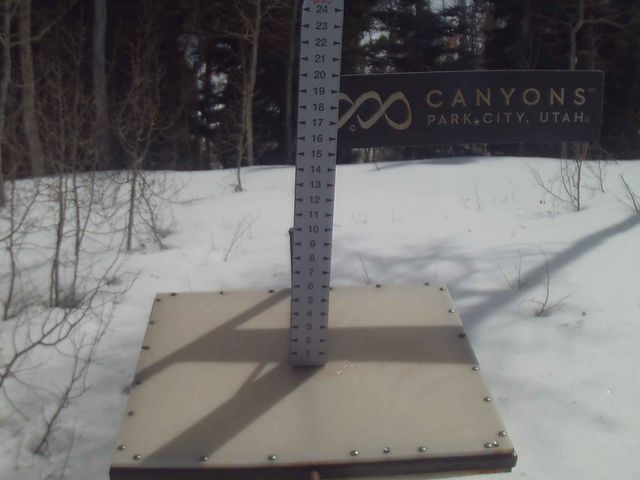 Webcam Park City: Canyos Village Snow Stake