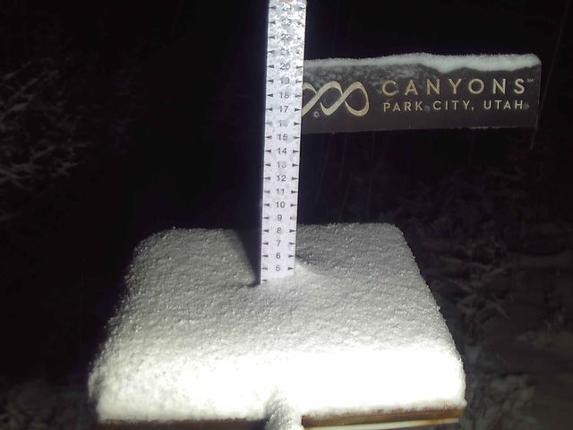 Webcam Park City: Canyos Village Snow Stake
