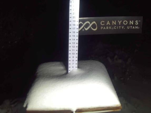 Webcam Park City: Canyos Village Snow Stake