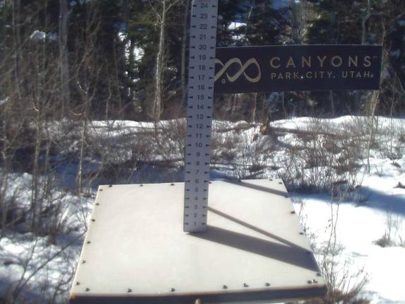 Webcam Park City: Canyos Village Snow Stake