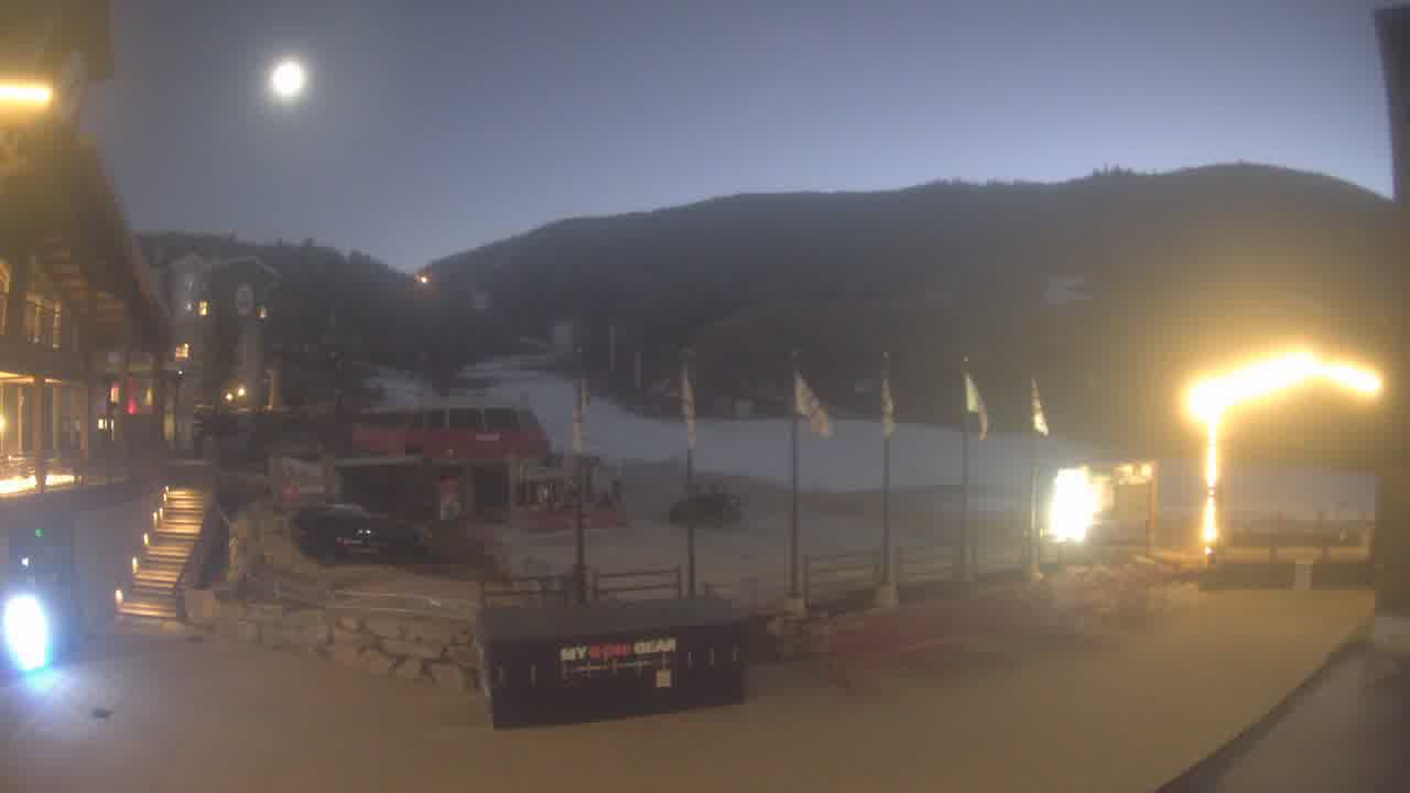 Webcam Park City: Village