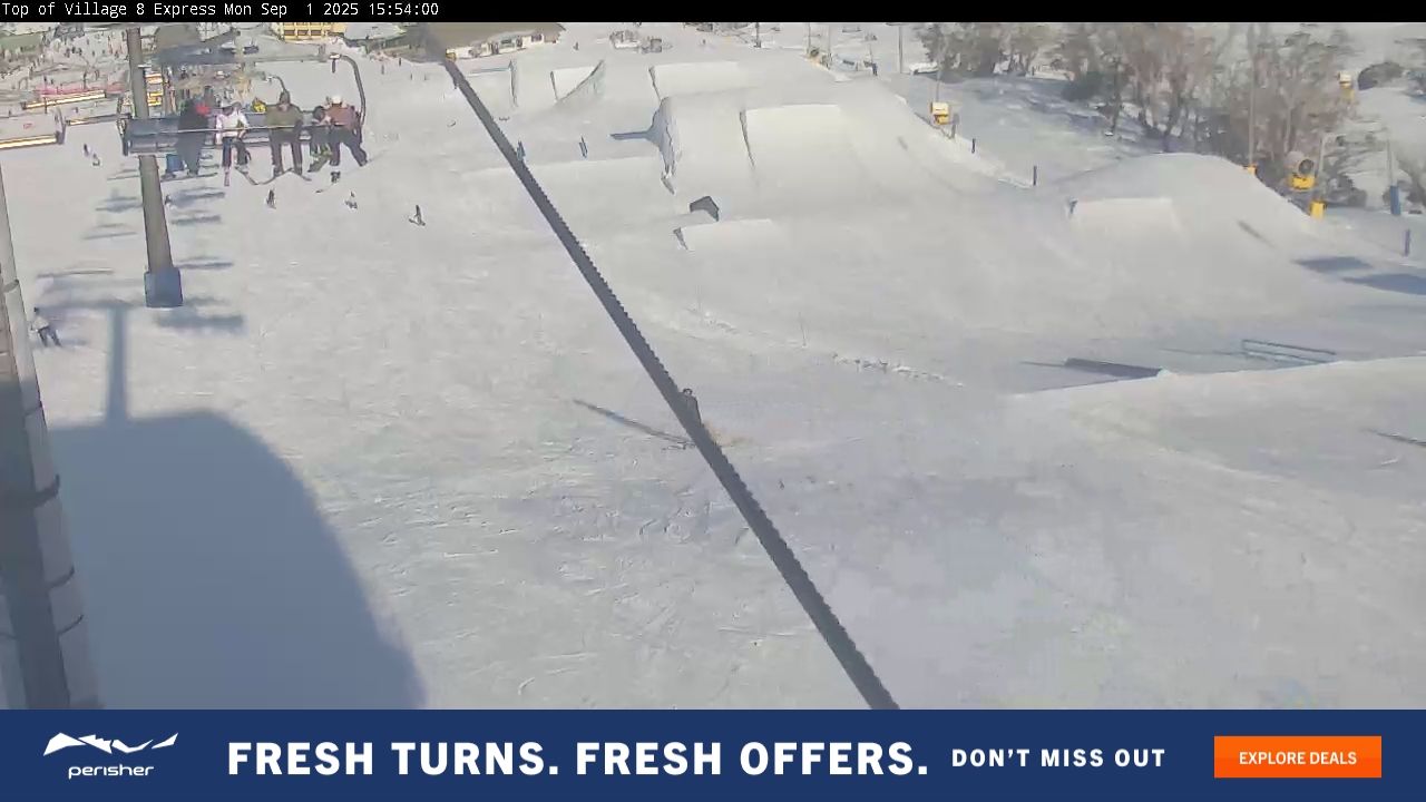 Webcam Perisher: Village Eight
