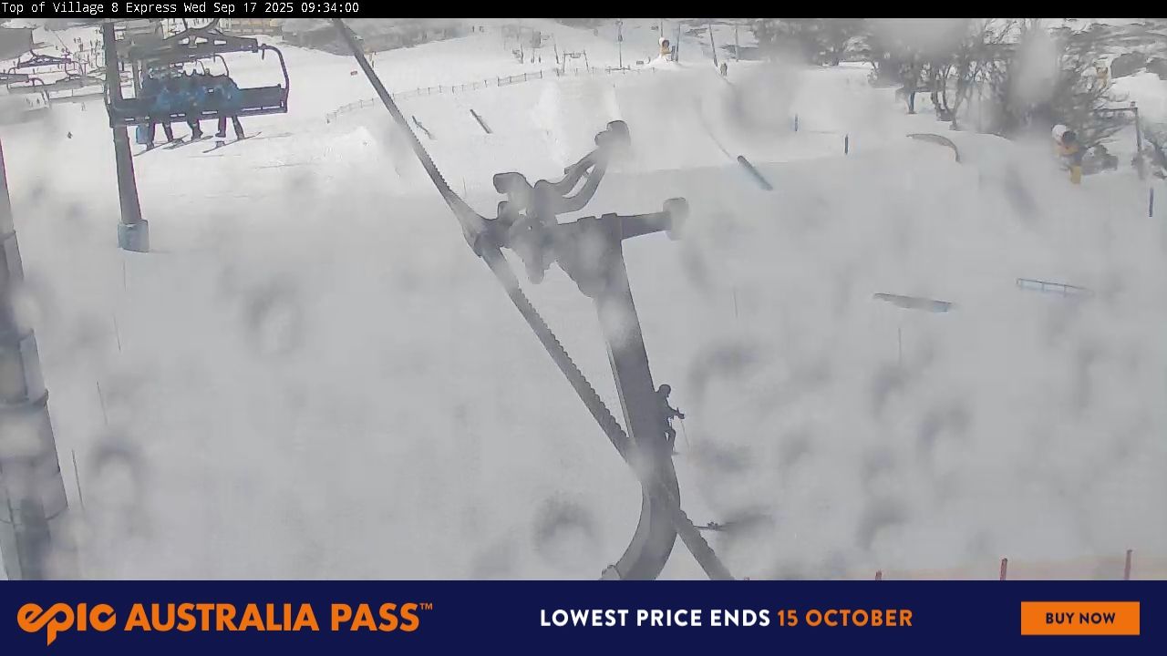 Webcam Perisher: Village Eight