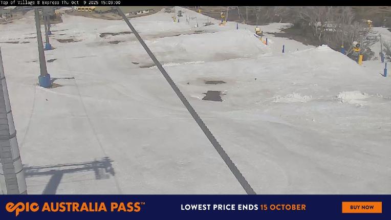 Webcam Perisher: Village Eight