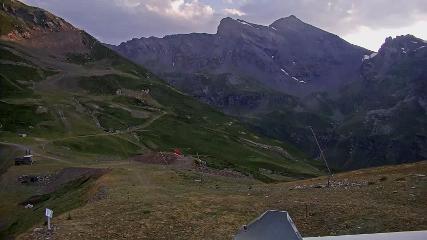 Piau Engaly: Vallée de Badet (viewsurf.com)