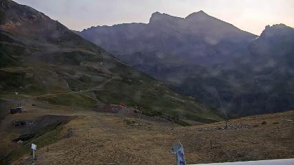 Piau Engaly: Vallée de Badet (viewsurf.com)