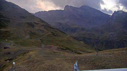 Piau Engaly: Vallée de Badet (viewsurf.com)