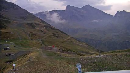 Piau Engaly: Vallée de Badet (viewsurf.com)