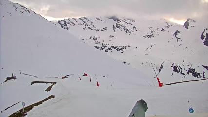 Piau Engaly: Vallée de Badet (viewsurf.com)