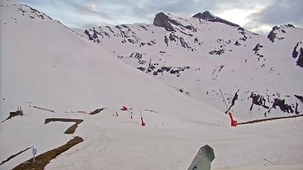 Piau Engaly: Vallée de Badet (viewsurf.com)