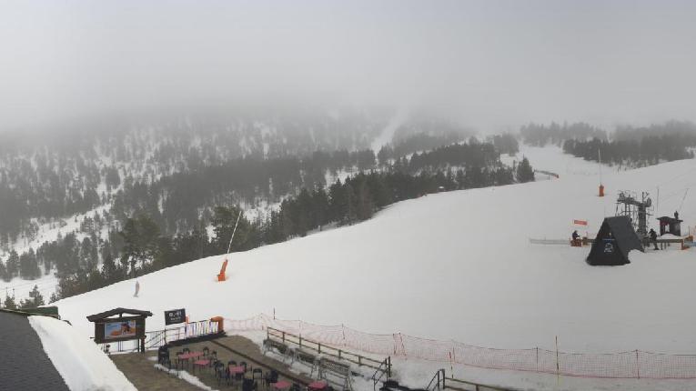 Webcam Port Ainé: Panoramica 2100m