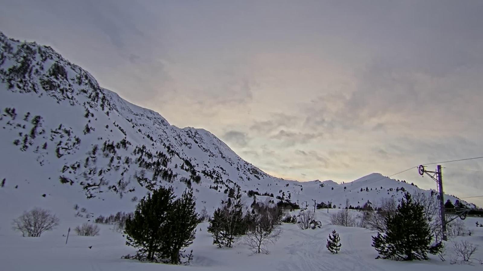 Webcam Porté Puymorens: Arrivee telesiege Estagnol