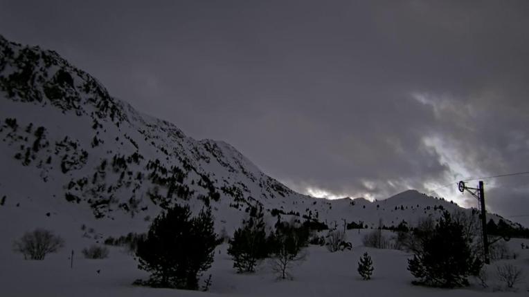 Webcam Porté Puymorens: Arrivee telesiege Estagnol