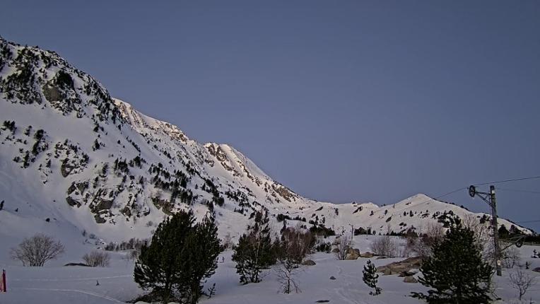 Webcam Porté Puymorens: Arrivee telesiege Estagnol