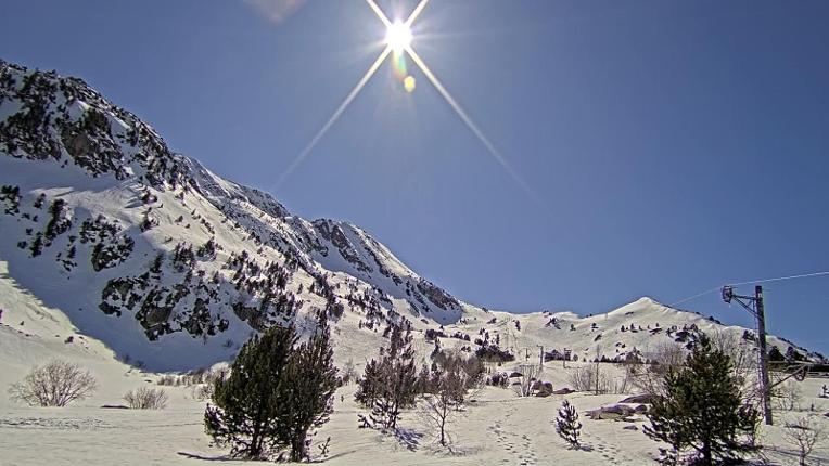 Webcam Porté Puymorens: Arrivee telesiege Estagnol