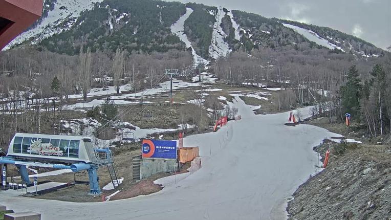 Webcam Porté Puymorens: Depart telesiege Estagnol