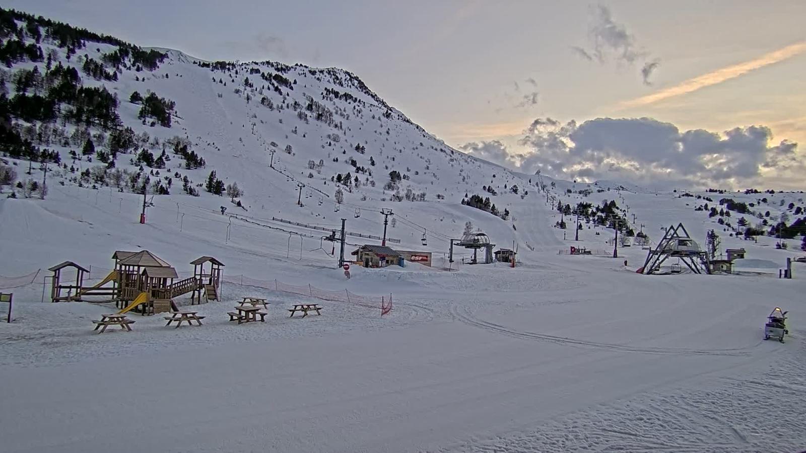 Webcam Porté Puymorens: La vignole