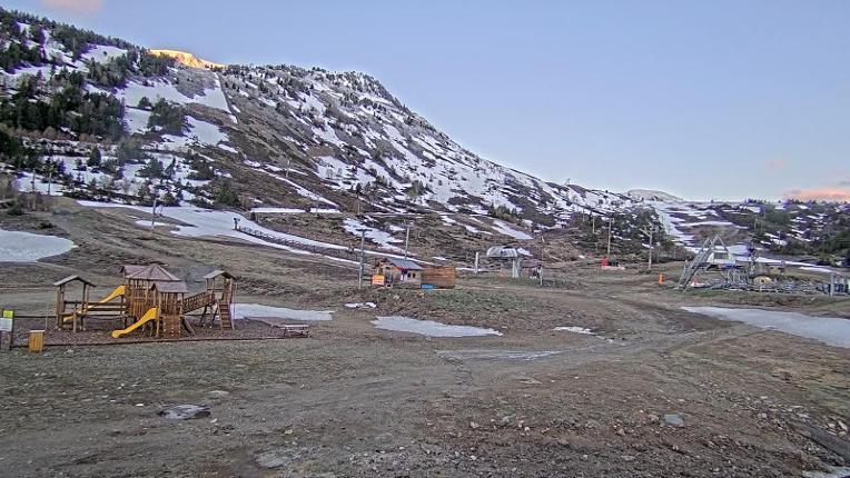 Webcam Porté Puymorens: La vignole
