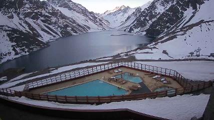 Portillo: Laguna (skiportillo.com)