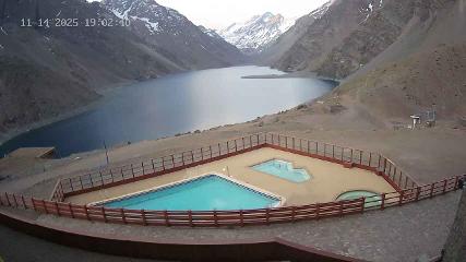 Portillo: Laguna (skiportillo.com)